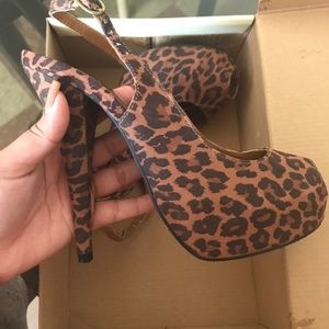 Cheetah Print Pumps